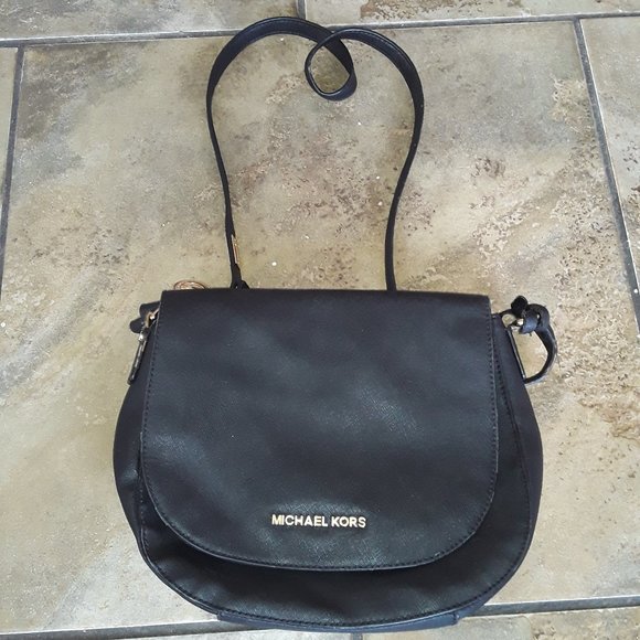 Black Matte Micheal Kors Purse - Picture 7 of 7